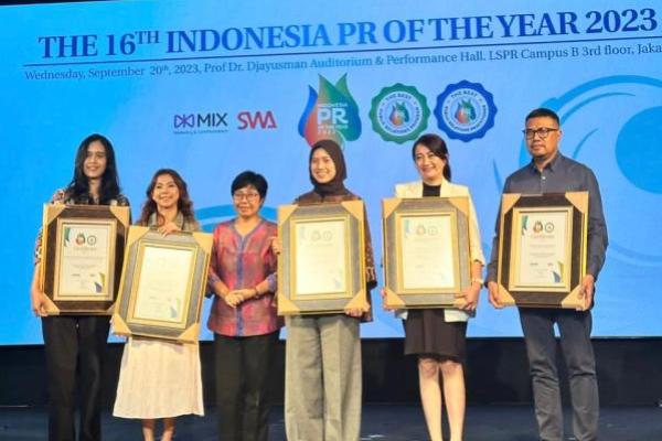 Pencapaian Danone Indonesia dalam menyampaikan komunikasi yang positif juga diakui dalam ajang anugerah Sewindu PR Indonesia.