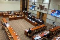 Calon Hakim MK Menyoal Batas Usia Capres dan Cawapres: Ranah DPR dan Pemerintah