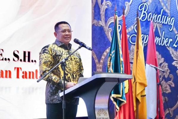 Ketua MPR Dorong Penerapan Cyber Notary di Indonesia