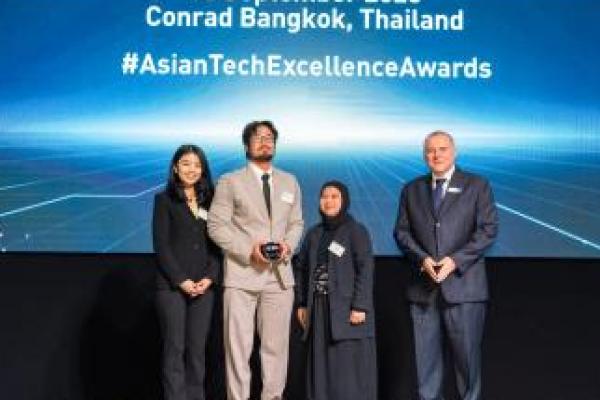 JumpStart Indonesia Raih Penghargaan Smart Technology