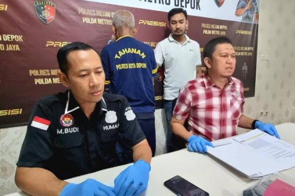 Polisi amankan pria berinisial JJA (45), terduga pelaku yang mencekik tetangganya hingga tewas