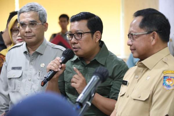 Plt. Menteri Pertanian (Mentan) Arief Prasetyo Adi mengatakan sejatinya setiap daerah memiliki tanggung jawab yang sama dalam menghadirkan kecukupan beras.