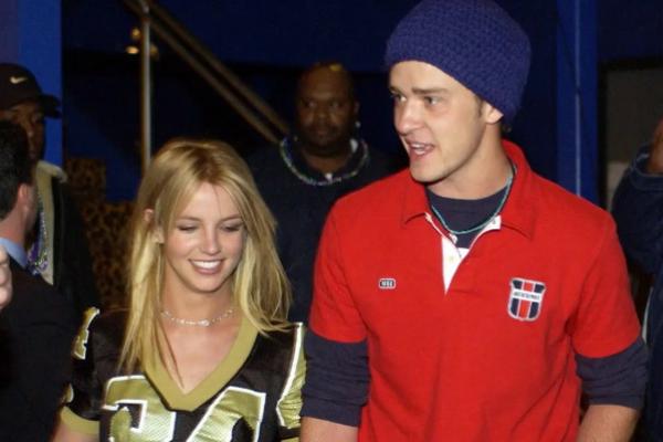 Britney Spears Kenang Sang Mantan Justin Timberlake Lewat Tarian Seksi `Senorita`