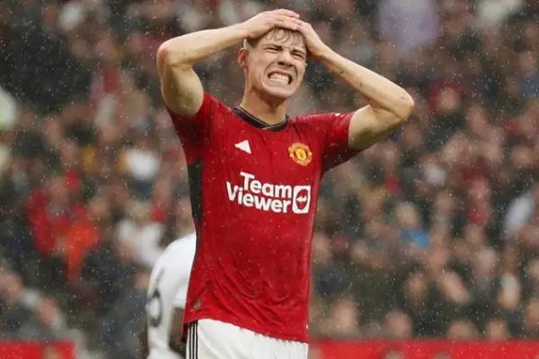 Baik Garnacho dan Hojlund adalah dua pemain muda andalan Manchester United