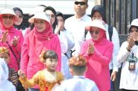 Iriana Jokowi dan Lilik Umi Nashriyah Galakkan Gerakan CTPS di Surabaya