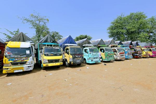 Acara ini juga didukung oleh tiga dealer resmi Mitsubishi Fuso yang berada di kota Kudus yaitu PT. Sun Star Motor, PT. Bumen Redja Abadi, dan PT. Gunung Muria