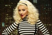 Kenang Film Burlesque, Christina Aguilera Meniru Gaya Cher untuk Pesta Halloween