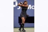 Selalu Tampil Modis, Serena Williams Dinobatkan sebagai Ikon Mode