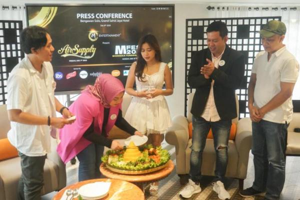 Targetkan 6000 penonton M Entertainment akan gelar konser Air Supply di Solo.