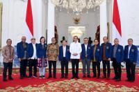Bertemu Presiden Jokowi di Istana Merdeka, Ini Yang Disampaikan PWI Pusat