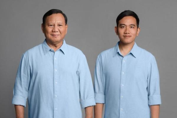 Prabowo mengunggah foto bersama Gibran Rakabuming di akun instagramnya sesaat setelah pengundian nomor urut di Kantor KPU