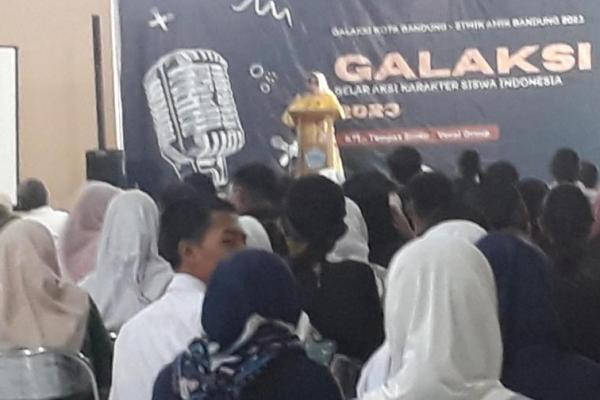 Kegiatan ini merupakan ajang perlombaan, salah satunya kewirausahaan, yang mencoba mengenalkan sentuhan teknologi terhadap embrio bisnis yang diusulkan.