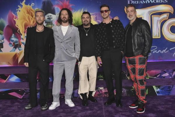 Justin Timberlake Senang Reuni dengan NSYNC di Premiere Trolls Band Together