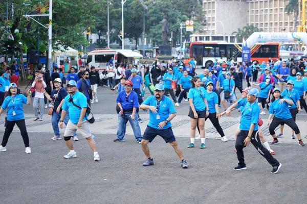 Acara fun walk sendiri dimulai pada pukul 6 pagi dan diikuti oleh lebih dari 500 pegiat olahraga dengan menyusuri sepanjang jalur car free day