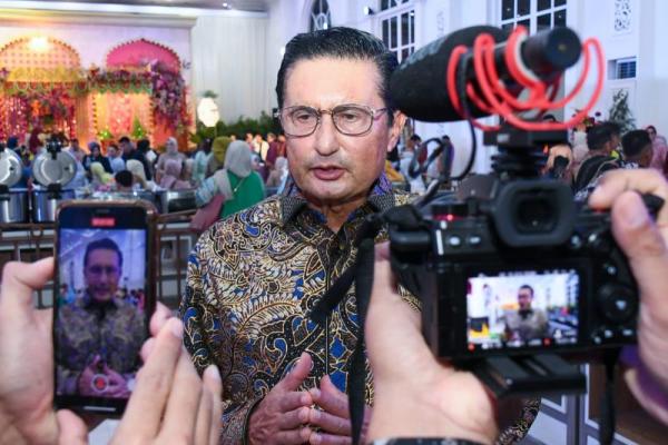 Fadel : Asing Mempertanyakan Kontestan Pemilu Masih Menjadi Bagian Dari Pemerintah