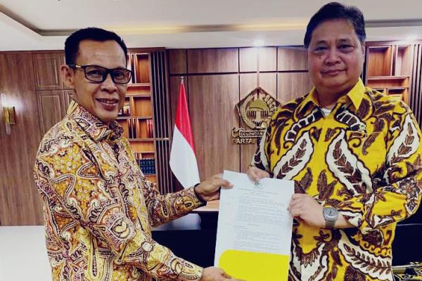 Dia mengatakan bahwa penugasan tersebut langsung diberikan oleh Ketua Umum Golkar Airlangga Hartarto