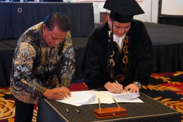 Persaingan kualitas sumber daya manusia semakin ketat, yang tak jarang kalian juga akan bersaing dengan SDM dari luar negeri.