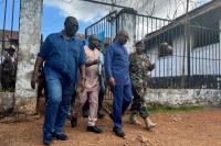 Hampir 2.000 Tahanan Kabur dan 20 Tewas akibat Serangan Barak Militer di Sierra Leone