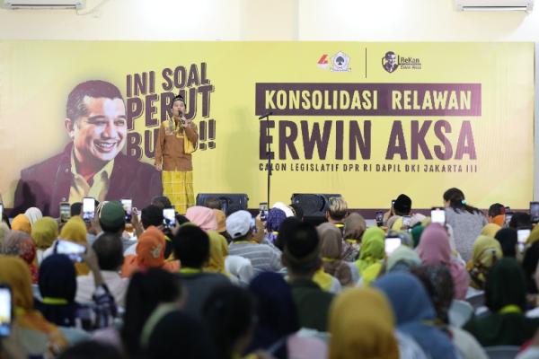 Konsolidasi Relawan Jakbar, Erwin Aksa: Ini Soal Perut Bung!