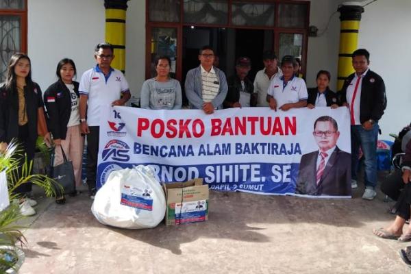 Banjir bandang dan longsor terjadi Desa Simangulampe, Kabupaten Humbang Hasundutan (Humbahas), Arnold Sihite kirim bantuan