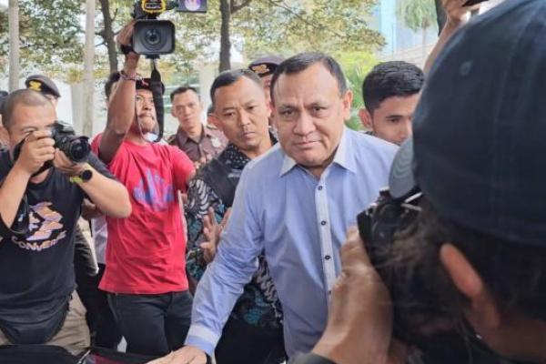 Firli diklarifikasi Dewas KPK atas dugaan pelanggaran kode etik terkait pertemuannya dengan mantan Menteri Pertanian (Mentan) Syahrul Yasin Limpo (SYL).