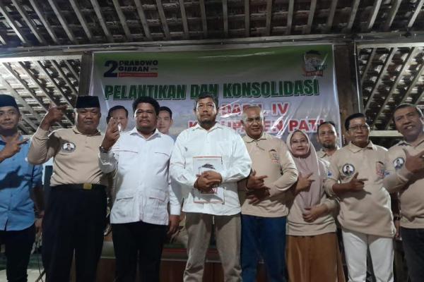 Ribuan Petani yang tergabung dalam organisasi Tani Merdeka di Kabupaten Pati, Jawa Tengah, mendeklarasikan dukungan kepada pasangan calon presiden dan calon wakil presiden nomor urut 2 Prabowo Subianto-Gibran Rakabuming Raka di Pilpres 2024.