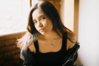 Kenalkan Vania Abby Lewat Single Two Kids dengan Lirik Berbahasa Inggris 