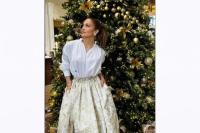 Jennifer Lopez dan Ben Affleck Hiasi Rumah Mewah Rp940 Miliar dengan Pohon Natal Emas