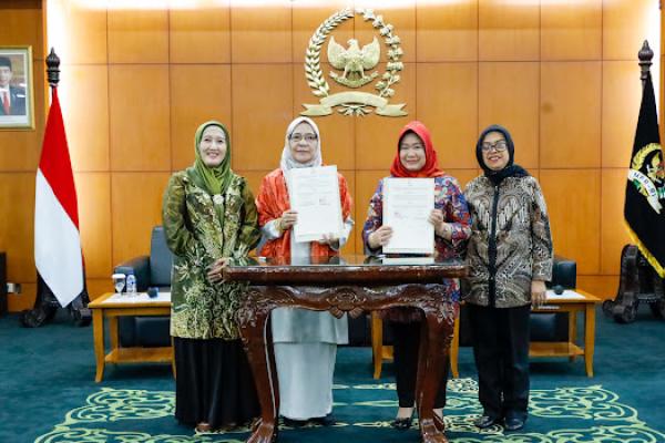 Setjen MPR dan IIQ Jakarta Sepakati Nota Kesepahaman Bidang Perpustakaan