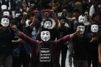 Aksi Tolak Politik Dinasti dan Pelanggar HAM Menggema di Makassar