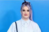 Bukan Benda Mewah, Kelly Osbourne Ingin Kado Natal Operasi Plastik Wajahnya