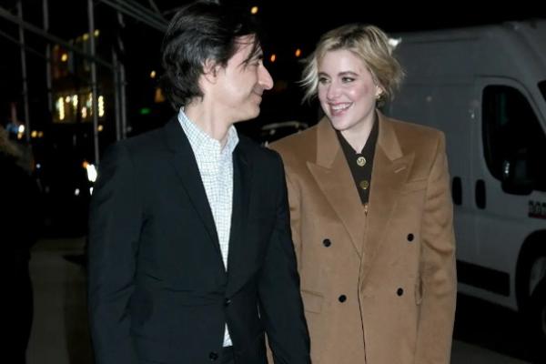 Di Konser Billy Joel, Greta Gerwig Umumkan Menikah dengan Noah Baumbach