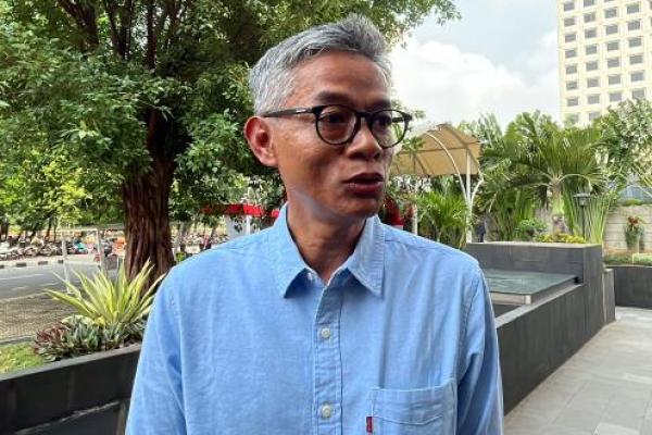 Wahyu Setiawan diperiksa penyidik KPK sebagai saksi untuk tersangka Harun Masiku pada Kamis, 28 Desember 2023.