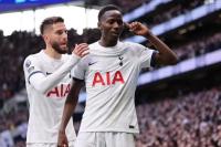 Pape Sarr Resmi Perpanjang Kontrak Enam Tahun di Spurs