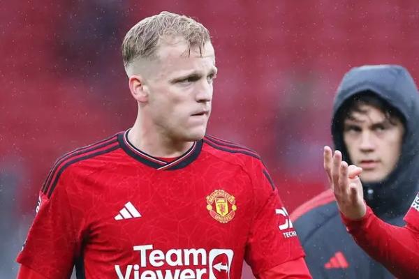 Van de Beek Resmi ke Frankfurt, Ada Opsi Pembelian