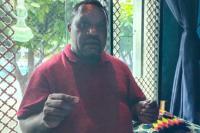 Keluarga Merasa Lukas Enembe Meninggal Akibat Perlakuan Hukum yang Tidak Adil