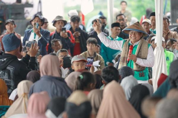 Menurut tokoh Serikat Petani Pasundan, Agustiana, Cawapres Muhaimin Iskandar turut memperjuangkan persoalan petani Pasundan untuk mendapatkan hak-haknya.