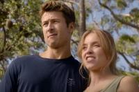 Glen Powell dan Sydney Sweeney Digosipkan Cinta Lokasi, Film Anyone But You Meledak di Box Office