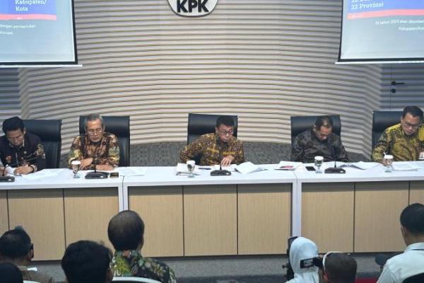 KPK menangani 127 perkara di tingkat penyelidikan dan 161 perkara di tingkat penyidikan. 