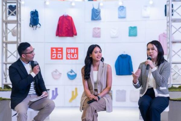 Uniqlo memperkenalkan Maudy Ayunda sebagai brand advocate. Maudy Ayunda hadir sebagai visualisasi dari gaya hidup aktif dan dinamis.