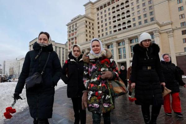 Di Markas Kampanye Putin, Istri Tentara Minta Suaminya Dipulangkan dari Ukraina