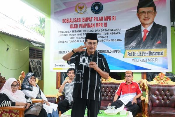 Sosialisasi Empat Pilar di Desa Bunuyo, Fadel Muhammad Paparkan Seputar Kewenangan MPR