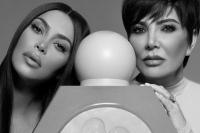 Wajahnya Terlalu Sempurna, Kris Jenner Dituduh Pakai Filter Berlebihan