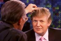 Oranye atau Coklat? Ternyata Warna Rambut Donald Trump Tergantung Mood