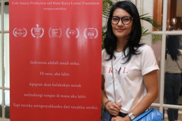 Lola Amaria membuat film dokumenter terbarunya berjudul Eksil. Sebuah kisah WNI yang terasingkan di negeri orang