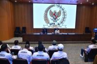 Temui APDESI, Ketua DPR Minta Kades Jaga Desa Agar Rakyat Tenang Memilih