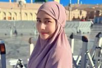 Priilly Latuconsina Menangis di Tanah Suci, Ini Ungkapan Isi Hatinya