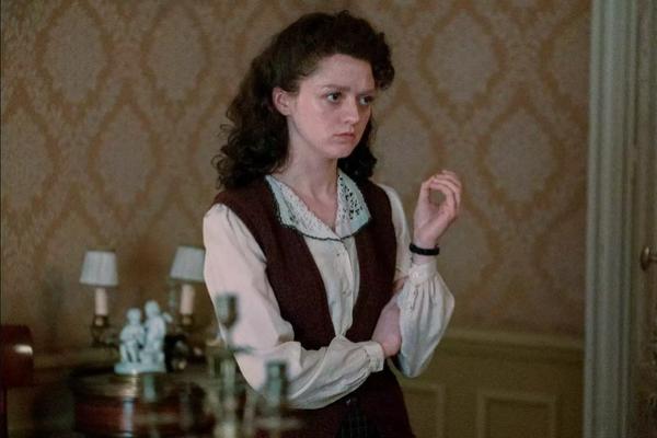 Pengorbanan Maisie Williams untuk Film The New Look, Diet Ketat dan Selalu Bermimpi Buruk