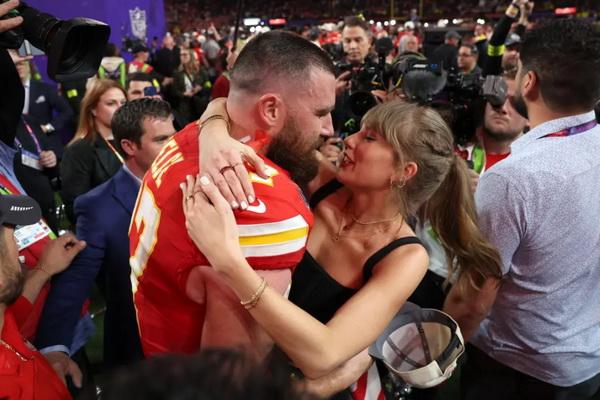 Hiatus dari Karier yang Sibuk, Taylor Swift dan Travis Kelce Akhirnya Bisa Santai Bareng