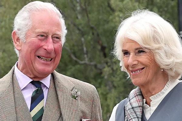 Penampilan Publik Pertama Kali Raja Charles Didampingi Ratu Camilla Usai Diagnosis Kanker